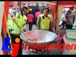 Kapolres Purbalingga Bantu Masak di Dapur Lapangan, Siapkan Makanan untuk Warga Terdampak Bencana