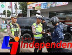 Gunakan ETLE Mobile, Satlantas Polres Kendal Jaring Pelanggar Lalu Lintas di Jalur Pantura