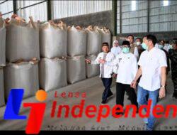 Pantau Harga dan Ketersediaan Bahan Pokok, Wabup Mujiono Sidak Pasar dan Pabrik Penggilingan Beras